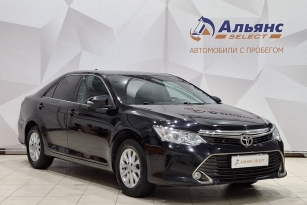TOYOTA CAMRY