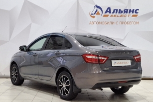 LADA VESTA
