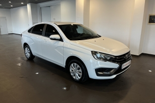 LADA VESTA