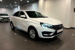 LADA VESTA