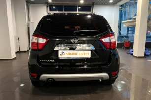 NISSAN TERRANO