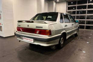 LADA 2115