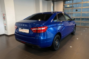LADA VESTA