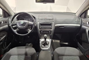 SKODA OKTAVIA