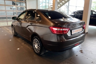 LADA VESTA