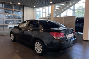 CHEVROLET CRUZE