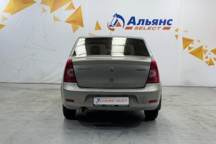 RENAULT LOGAN