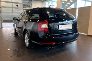 SKODA OKTAVIA