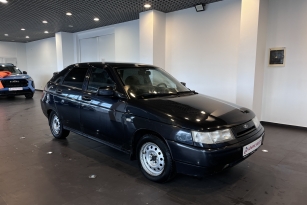 LADA 2112
