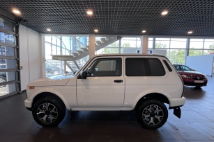 LADA 2121 (4X4)