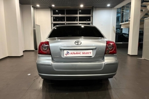 TOYOTA AVENSIS