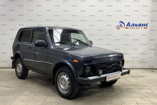 LADA 2121