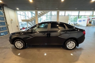LADA VESTA