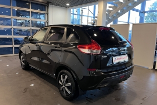 LADA XRAY