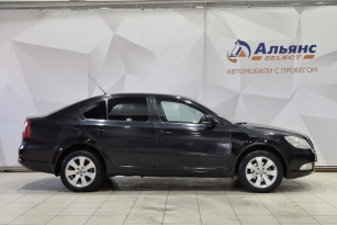 SKODA OKTAVIA