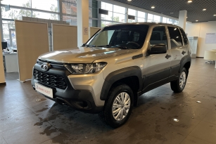 LADA NIVA TRAVEL
