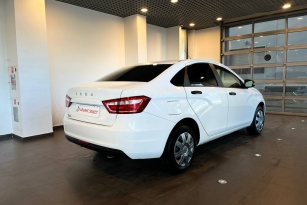 LADA VESTA
