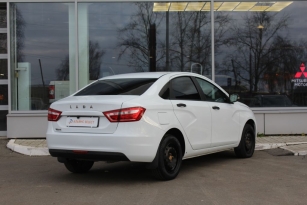 LADA VESTA