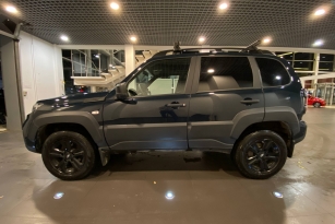LADA NIVA TRAVEL