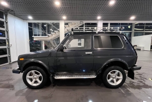 LADA 2121 (4X4)