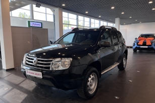 RENAULT DUSTER