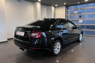SKODA OKTAVIA