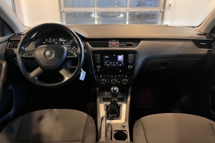 SKODA OKTAVIA