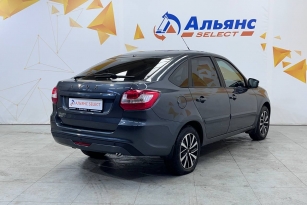 LADA GRANTA