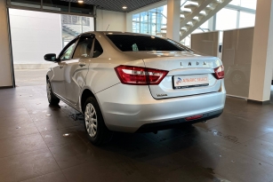 LADA VESTA
