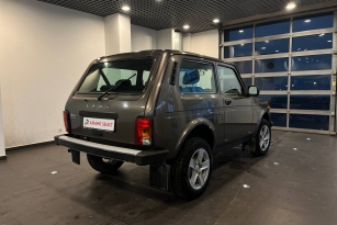 LADA 2121 (4X4)