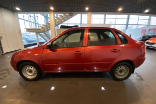 LADA KALINA