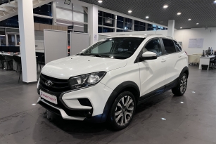 LADA XRAY
