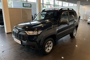 LADA NIVA TRAVEL