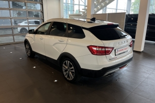 LADA VESTA