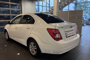 CHEVROLET AVEO