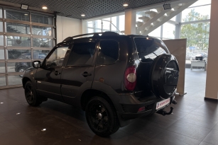 CHEVROLET NIVA