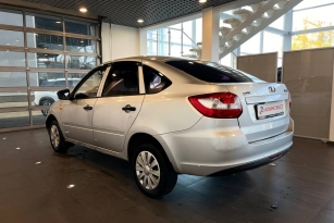 LADA GRANTA