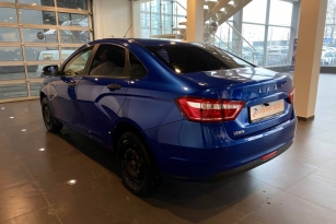 LADA VESTA