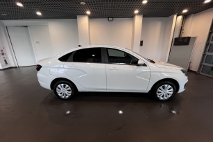 LADA VESTA