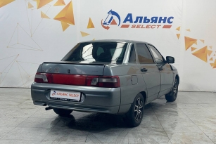LADA 2110