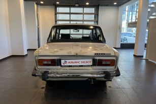 LADA 2106