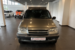 CHEVROLET NIVA