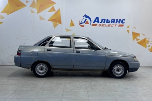 LADA 2110