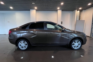 LADA VESTA