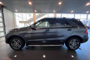 MERCEDES-BENZ MERCEDES BENZ