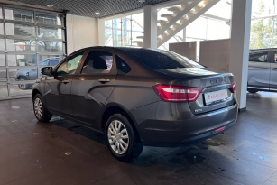 LADA VESTA