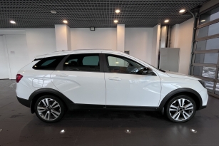 LADA VESTA