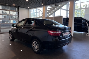 LADA VESTA