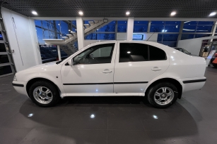SKODA OKTAVIA