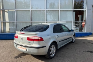 RENAULT LAGUNA